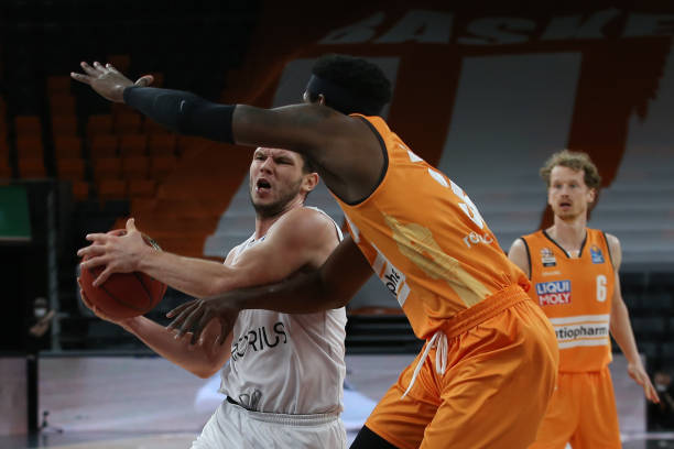 还要面临如 还要面临如